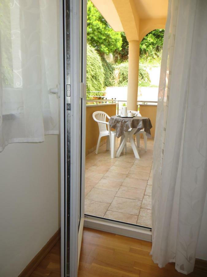 Apartman Mario Cres Bagian luar foto